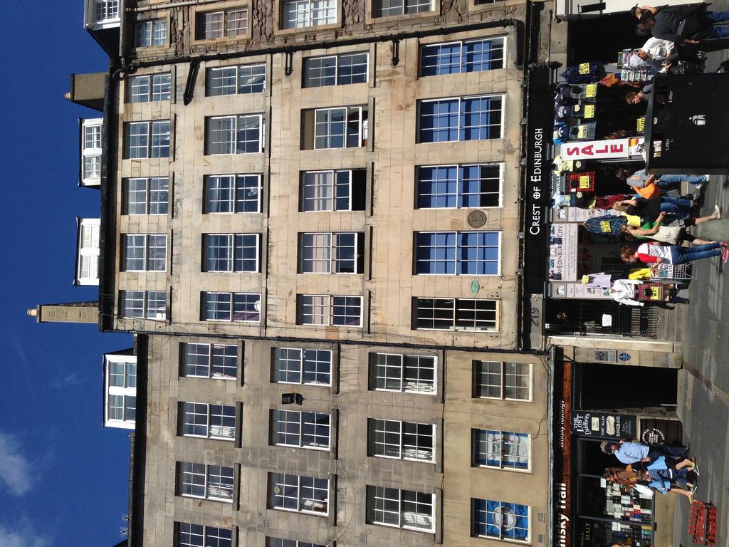 High St Flat Lejlighed Edinburgh Eksteriør billede